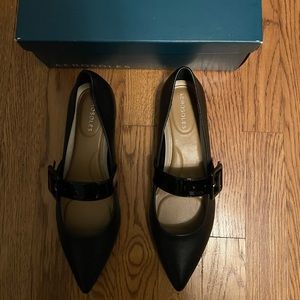 Aerosoles Final Score pointed flats 8 1/2